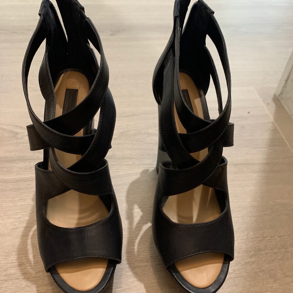 BCBG MAXAZRIA BLACK LEATHER HEEL WEDGE SIZE 10
